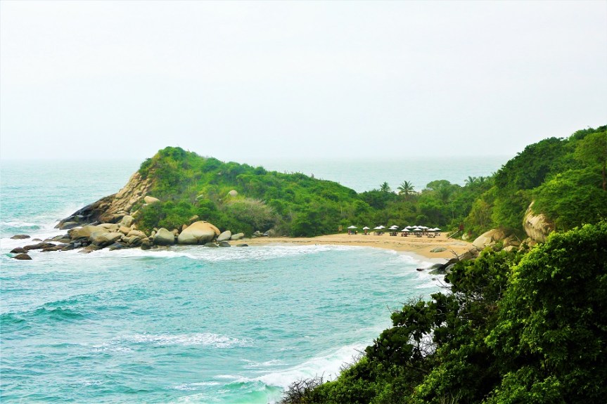 18-tayrona-playas-de-arrecifes-parques-naturales-senderos